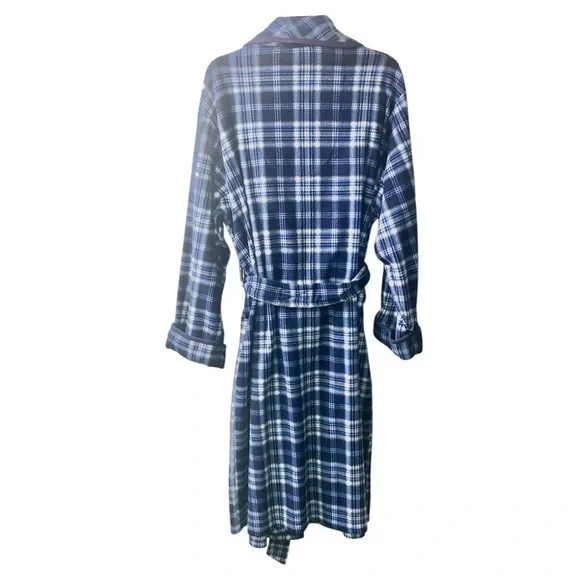 Izod Men's Blue Plaid Robe - Picture 2 of 4
